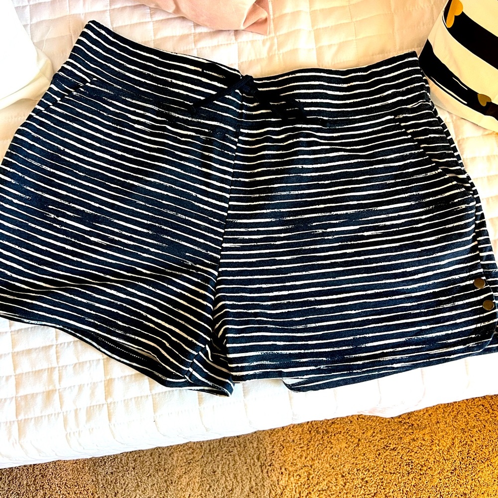 Maurice’s In Motion shorts